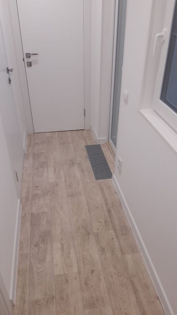 Mobilheim Noah 11×4 m – 2 Schlafzimmer, Badewanne, Buderus, VEKA, schlüsselfertig, ab Lager