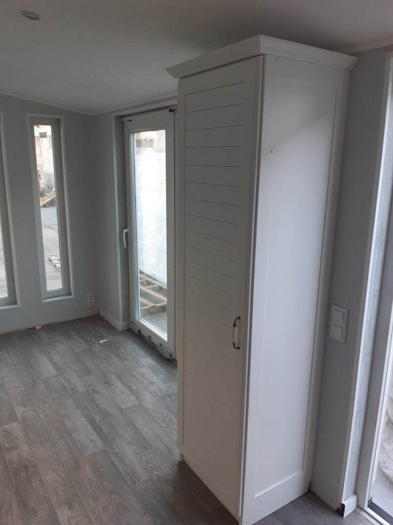 Mobilheim 48 m² für Dauerwohnen – Big Brother – Buderus, VEKA, Kerrafront, schlüsselfertig